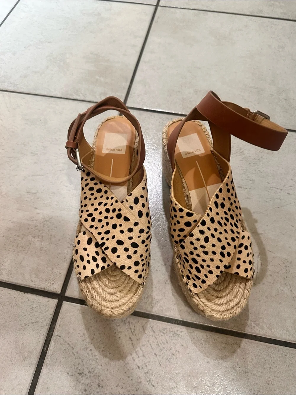 Dolce Vita Carsie platform wedge sandals cheetah print calf hair upper tan 7.5